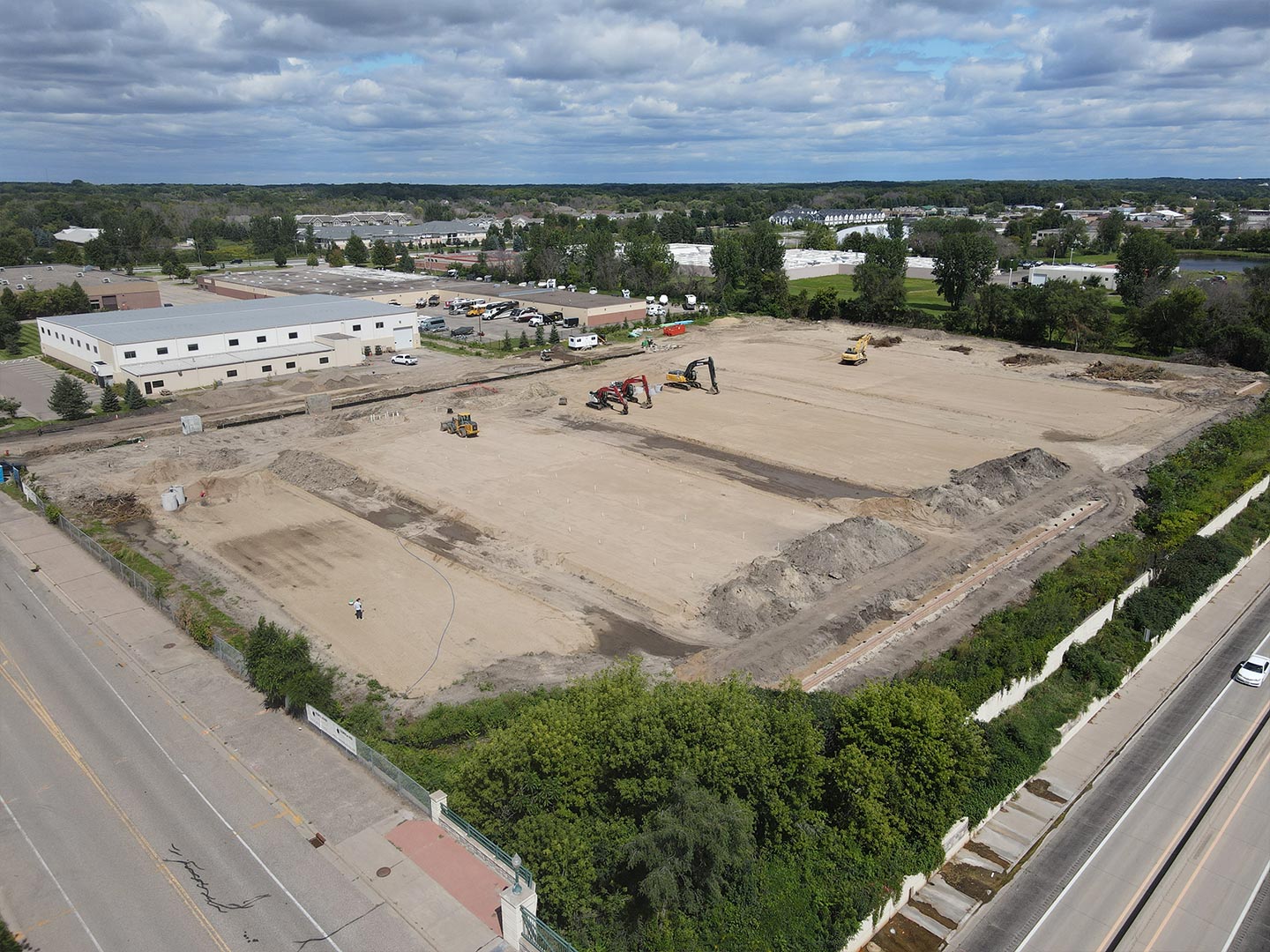 Read more about the article Progress Continues at Orono Garage Condos